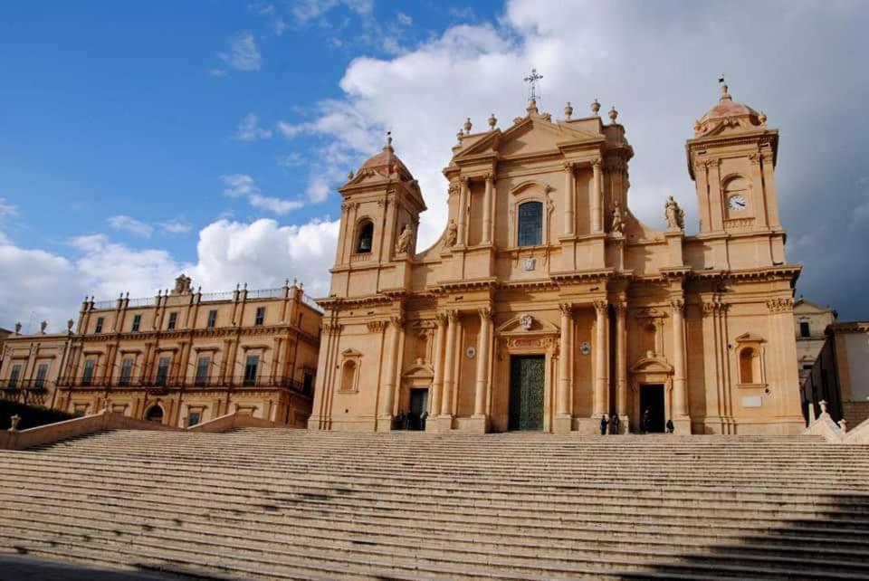 Casa Vico Lepre Villa Noto Eksteriør billede